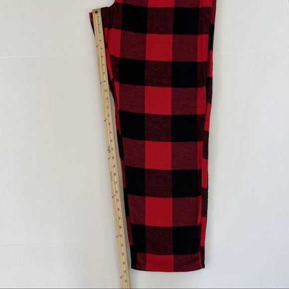 Old Navy Flannel Pajama Pants Mens XL Red Black Buffalo Plaid PJ Holiday Cabin - Picture 8 of 10
